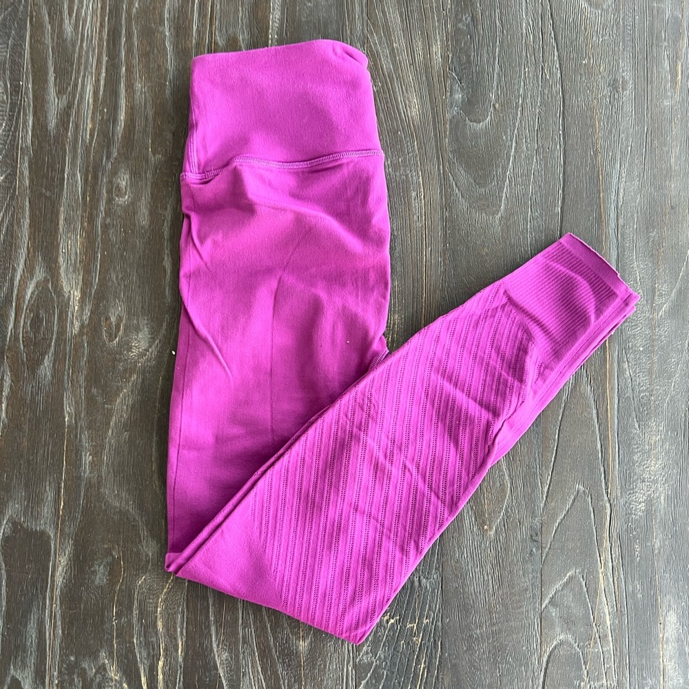 Lululemon Fuchsia 28”